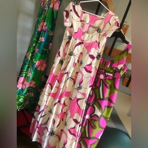 Vintage 70’s Hawaiian 🌺 Muumuu long dress.